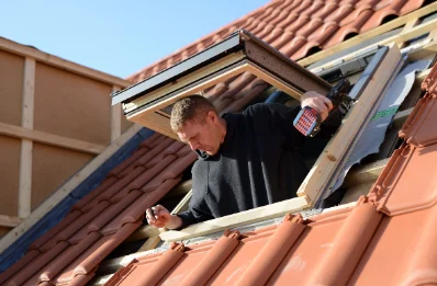 Pose de fenêtres de toit Velux à Illy
